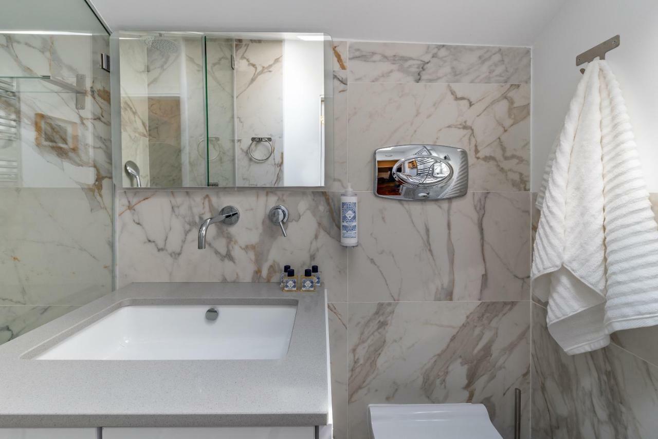 Style And Comfort In Downtown Lisboa Екстериор снимка